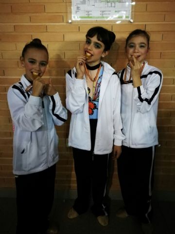 Excelente estreno del club Rtmica Totana, que logr el oro en todas sus categoras en el XI Campeonato interescuelas Ciudad de Lorca - 18