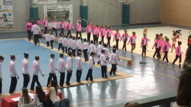 Excelente estreno del club Rtmica Totana, que logr el oro en todas sus categoras en el XI Campeonato interescuelas Ciudad de Lorca - 32