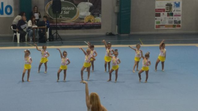 Excelente estreno del club Rtmica Totana, que logr el oro en todas sus categoras en el XI Campeonato interescuelas Ciudad de Lorca - 36