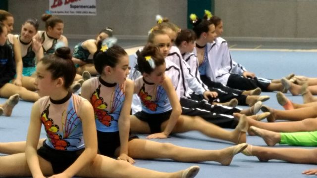 Excelente estreno del club Rtmica Totana, que logr el oro en todas sus categoras en el XI Campeonato interescuelas Ciudad de Lorca - 47