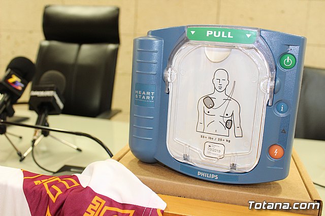 Totana ya tiene todas sus instalaciones pblicas deportivas “cardioprotegidas” - 1