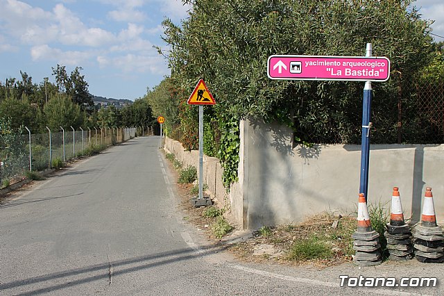 Comienzan las obras de mejora de la carretera de acceso al yacimiento de La Bastida, con una inversin de ms de medio milln de euros - 1