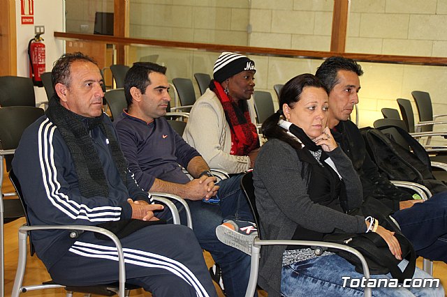 Una delegacin cubana de distintos sectores profesionales visita Totana. - 3