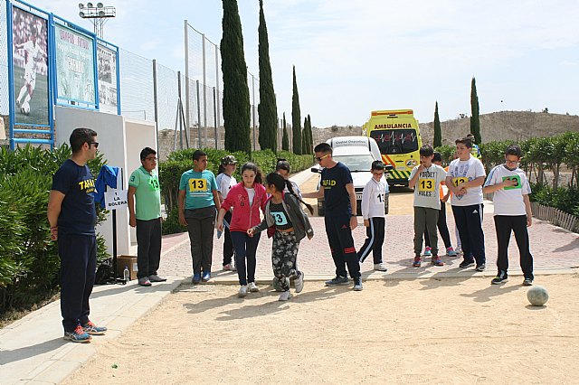 Ms de 400 alumnos de quinto curso de Educacin Primaria de todos los colegios de Totana participan en la Jornada de Juegos Populares - 4