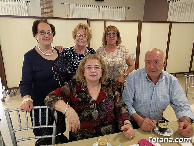 El Centro de Estancias Diurnas de Alzheimer y el Centro de Da de Personas Mayores celebraron una comida de convivencia - 3