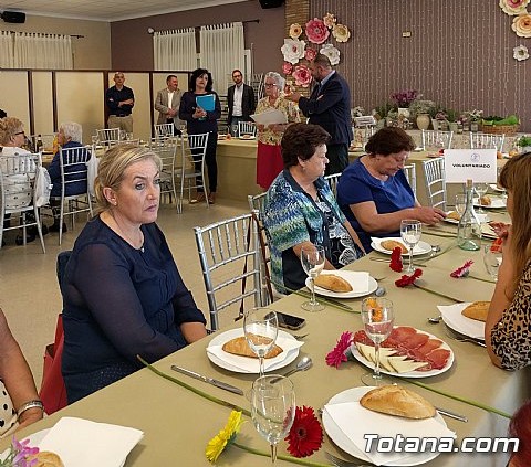 El Centro de Estancias Diurnas de Alzheimer y el Centro de Da de Personas Mayores celebraron una comida de convivencia - 4