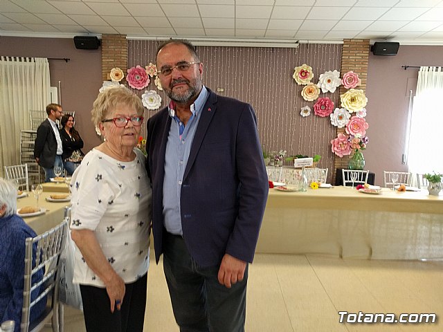 El Centro de Estancias Diurnas de Alzheimer y el Centro de Da de Personas Mayores celebraron una comida de convivencia - 10