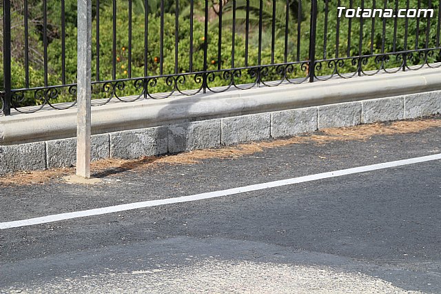 Finaliza la reconstruccin de un muro que mejora la seguridad en la va que enlaza Totana con la pedana de La Huerta - 2