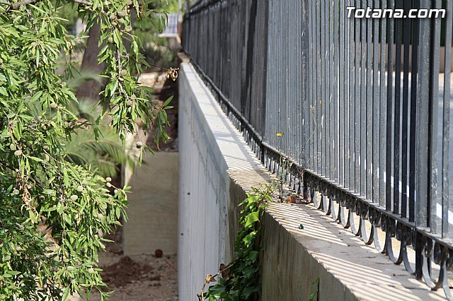 Finaliza la reconstruccin de un muro que mejora la seguridad en la va que enlaza Totana con la pedana de La Huerta - 4