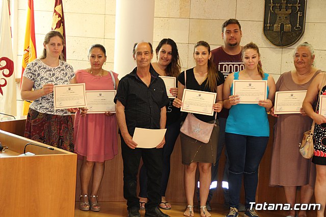 Autoridades municipales clausuran el programa de Formacin para la Inclusin Social (FORIN) - 14