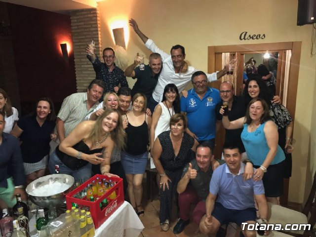 Antiguos alumnos del colegio Santa Eulalia se reencuentran despus de 30 años - 3