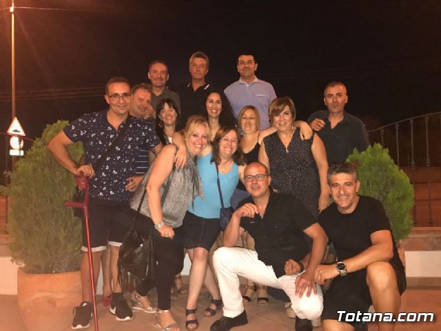 Antiguos alumnos del colegio Santa Eulalia se reencuentran despus de 30 años - 19