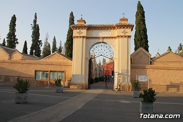 Tradicional Misa en el Cementerio Municipal de Totana “Nuestra Sra. del Carmen” con motivo de la festividad de la Virgen del Carmen - 1