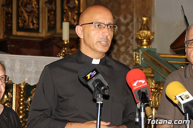 Presentan la segunda parte del programa de actos de la celebracin del 450 aniversario de la dedicacin del Templo Parroquial de Santiago - 2