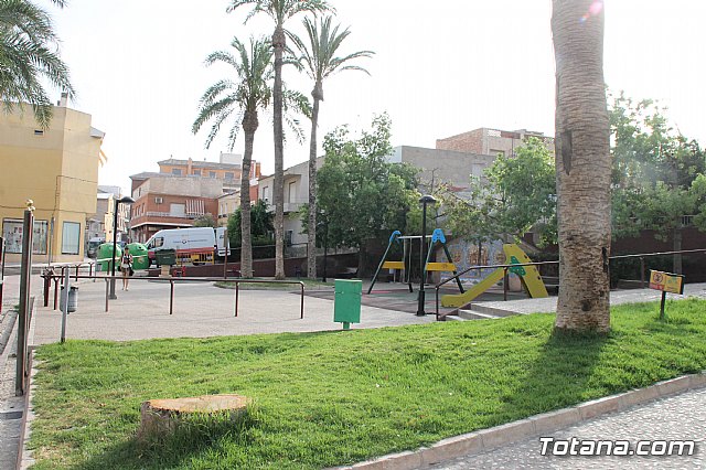 Finalizan las obras de acondicionamiento del rea de juegos infantiles del jardn del Centro Sociocultural “La Crcel” - 17