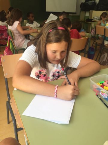 Participantes de las Escuelas de Verano “Holidays 3.0” realizan trabajos sobre la tolerancia, dentro de los actos de la “Semana de la Fuerza de la Memoria” - 7