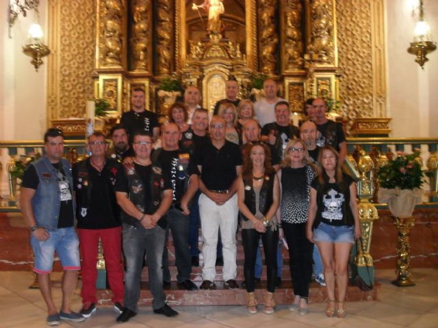 Totana Custom realiz una ofrenda Floral al patrn de Totana, Santiago Apstol - 6