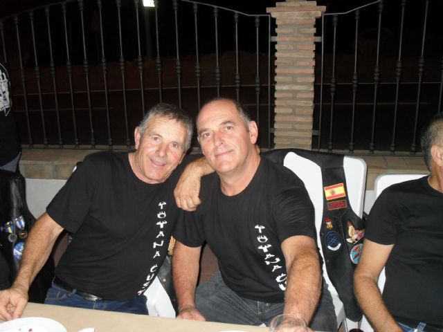 Totana Custom realiz una ofrenda Floral al patrn de Totana, Santiago Apstol - 14