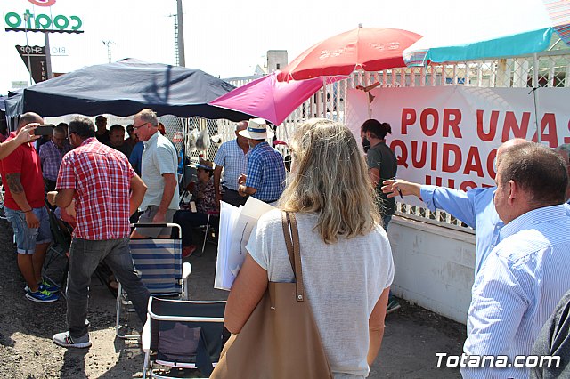 El alcalde de Totana se ofrece a mediar en el conflicto entre los socios cooperativistas productores de almendra y COATO - 14