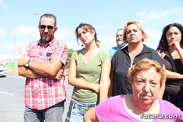 El alcalde de Totana se ofrece a mediar en el conflicto entre los socios cooperativistas productores de almendra y COATO - 19