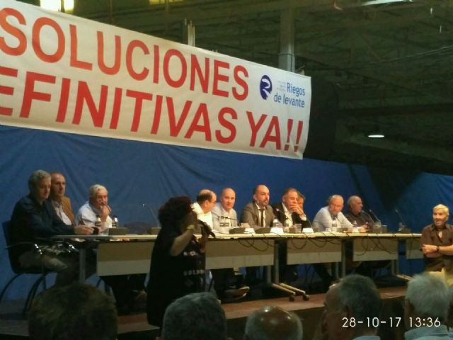 Las Mujeres Rurales y la Agrupacin de Regantes de El Raiguero han participado en el foro PROAGUA de Alicante - 9