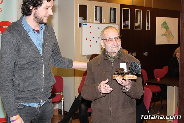 Juventudes Socialistas de Totana realiza un homenaje a su presidente de honor Laureano Molino - 9