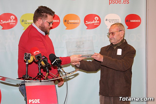 Juventudes Socialistas de Totana realiza un homenaje a su presidente de honor Laureano Molino - 15