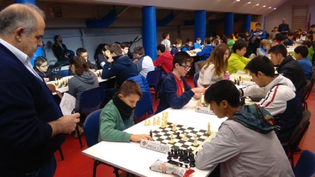 Rcord de participacin en la Fase Local de Ajedrez de Deporte Escolar, con un total de 84 escolares, con un total de 84 escolares - 1