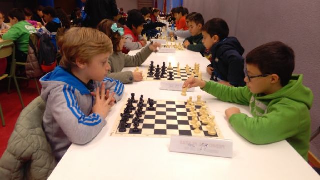 Rcord de participacin en la Fase Local de Ajedrez de Deporte Escolar, con un total de 84 escolares, con un total de 84 escolares - 6