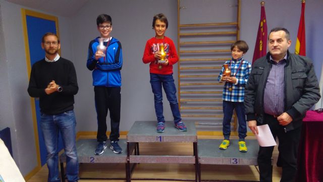 Rcord de participacin en la Fase Local de Ajedrez de Deporte Escolar, con un total de 84 escolares, con un total de 84 escolares - 10