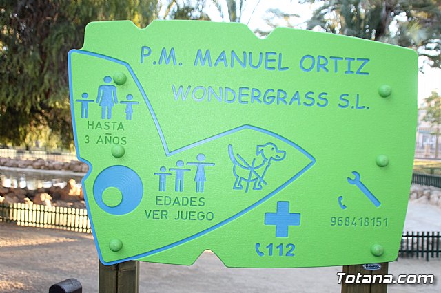 Abierta al pblico la nueva rea de juegos infantiles del parque municipal 