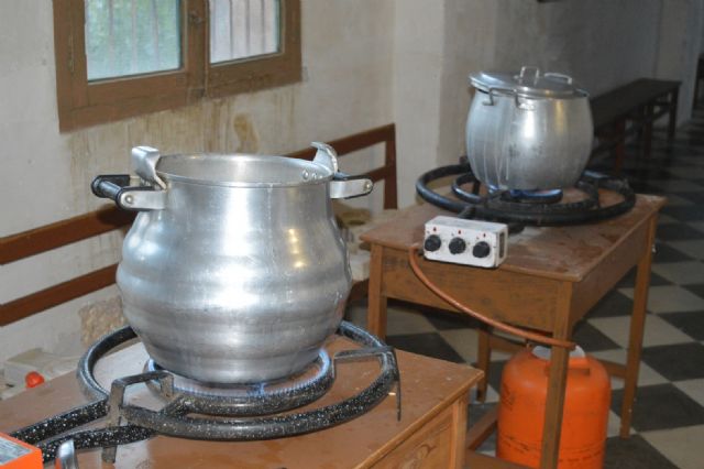 Critas Tres Avemaras organiz una cena especial de Noche Buena para sus beneficiarios - 7