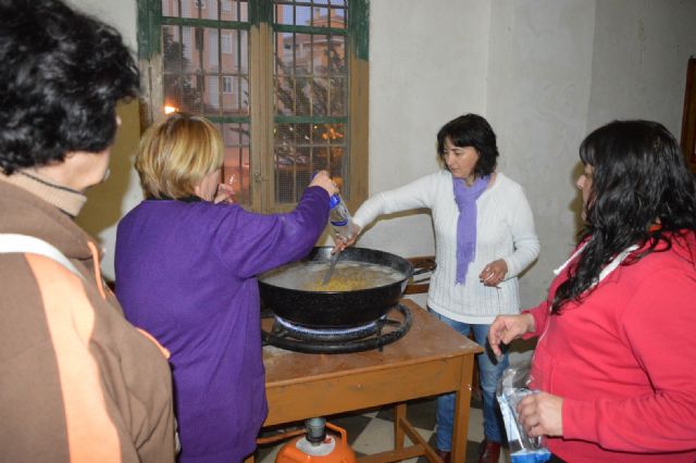 Critas Tres Avemaras organiz una cena especial de Noche Buena para sus beneficiarios - 13