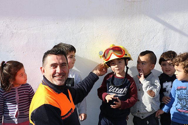 Proteccin Civil realiza un simulacro de incendio en el CEIB “Guadalentn” - 6