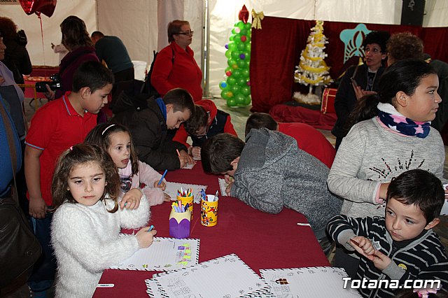 El Cartero Real enviado por Sus Majestades los Reyes Magos de Oriente recoge las misivas y deseos de los niños y niñas - 2