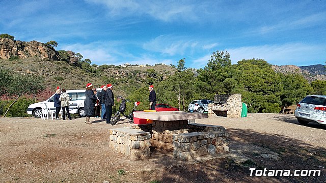 Algunos totaneros subieron hoy 7 de enero a La Santa, reivindicando que se mantenga esta fecha para la romera de subida - 8
