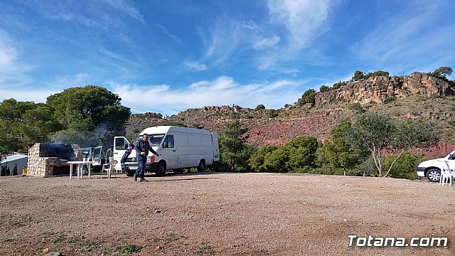 Algunos totaneros subieron hoy 7 de enero a La Santa, reivindicando que se mantenga esta fecha para la romera de subida - 9