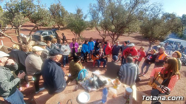 Algunos totaneros subieron hoy 7 de enero a La Santa, reivindicando que se mantenga esta fecha para la romera de subida - 23