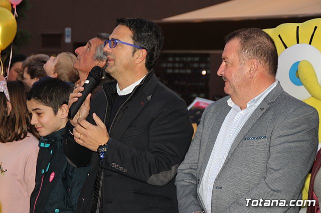 DGenes celebra su 10º aniversario con hinchables, personajes de animacin y una suelta de globos - 19