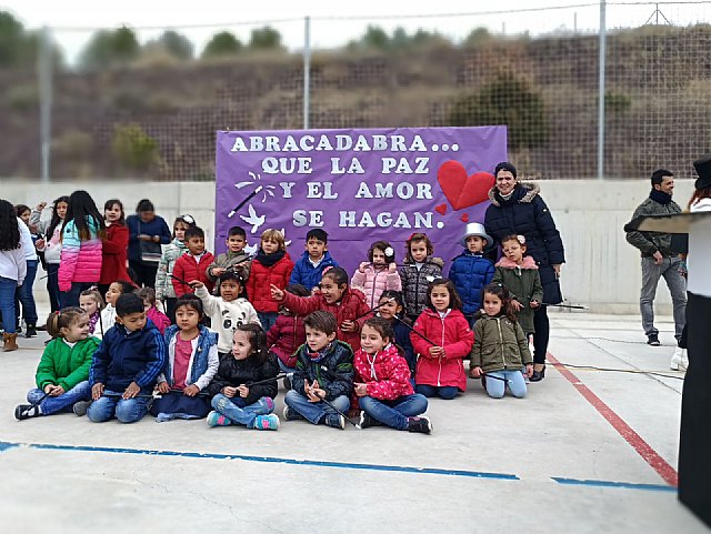 El CEIP La Cruz celebr el Da Escolar de la No Violencia y la Paz - 9
