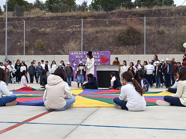 El CEIP La Cruz celebr el Da Escolar de la No Violencia y la Paz - 17