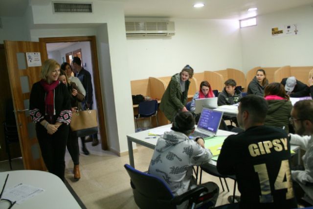 La consejera de Familia e Igualdad de Oportunidades, Violante Toms, visit hoy Totana - 20