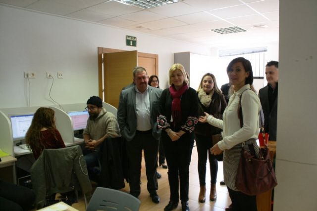 La consejera de Familia e Igualdad de Oportunidades, Violante Toms, visit hoy Totana - 18