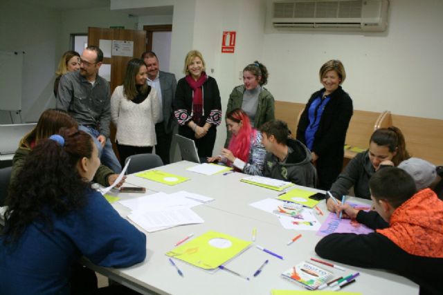 La consejera de Familia e Igualdad de Oportunidades, Violante Toms, visit hoy Totana - 32