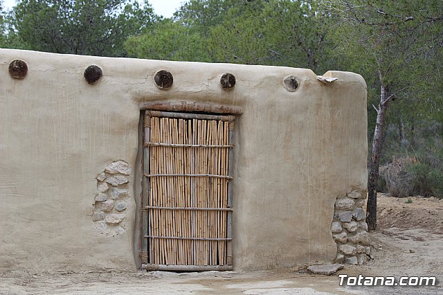 Los diputados del grupo parlamentario Popular, encabezados por su portavoz Vctor Manuel Martnez, visitaron el yacimiento arqueolgico La Bastida, en Totana - 7