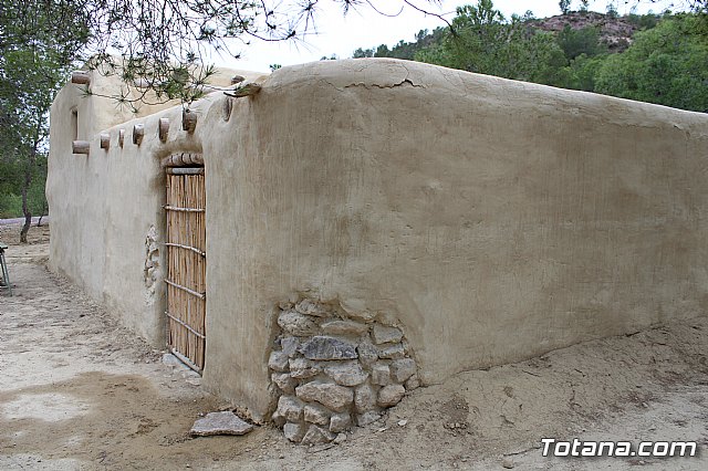 Los diputados del grupo parlamentario Popular, encabezados por su portavoz Vctor Manuel Martnez, visitaron el yacimiento arqueolgico La Bastida, en Totana - 8