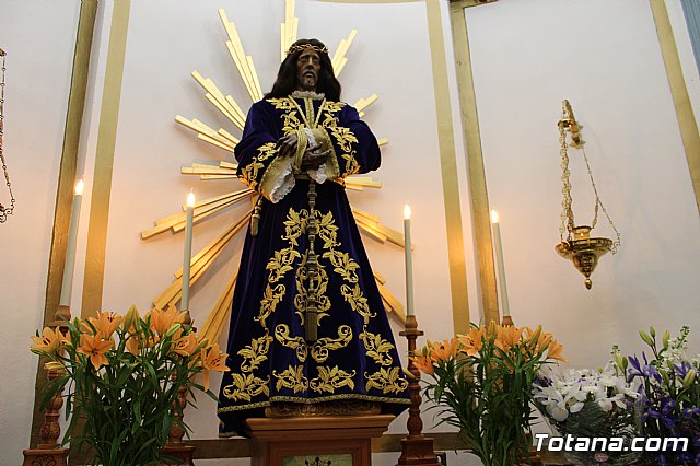 Muchos vecinos mostraron su devocin al Cristo de Medinacelli - 2
