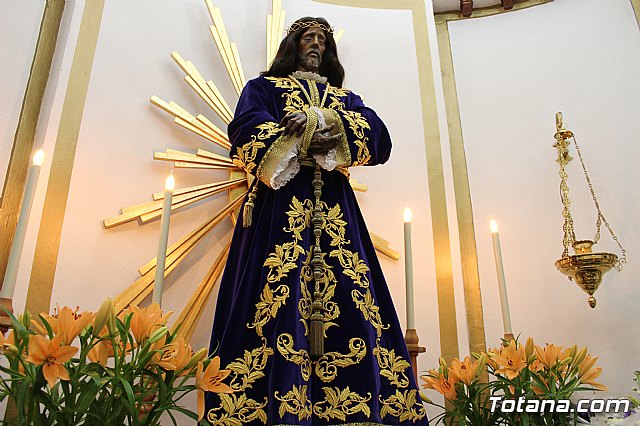 Muchos vecinos mostraron su devocin al Cristo de Medinacelli - 4