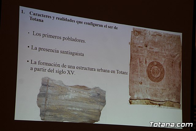 El cronista oficial de la ciudad, Juan Cnovas Mulero, presenta su ltimo libro “Bajo el cielo de Totana. Un recorrido por sus espacios urbanos (I)” - 30