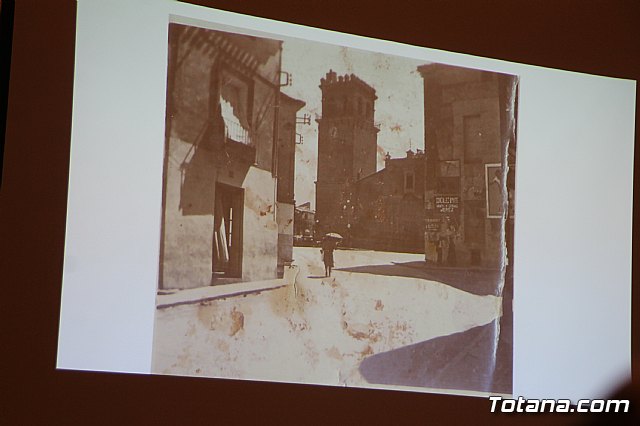 El cronista oficial de la ciudad, Juan Cnovas Mulero, presenta su ltimo libro “Bajo el cielo de Totana. Un recorrido por sus espacios urbanos (I)” - 33